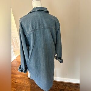 Universal Threads. Light blue wash denim dress. Medium.